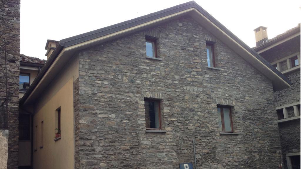 Le Joli Coin Du Passage Appartement Aosta Buitenkant foto