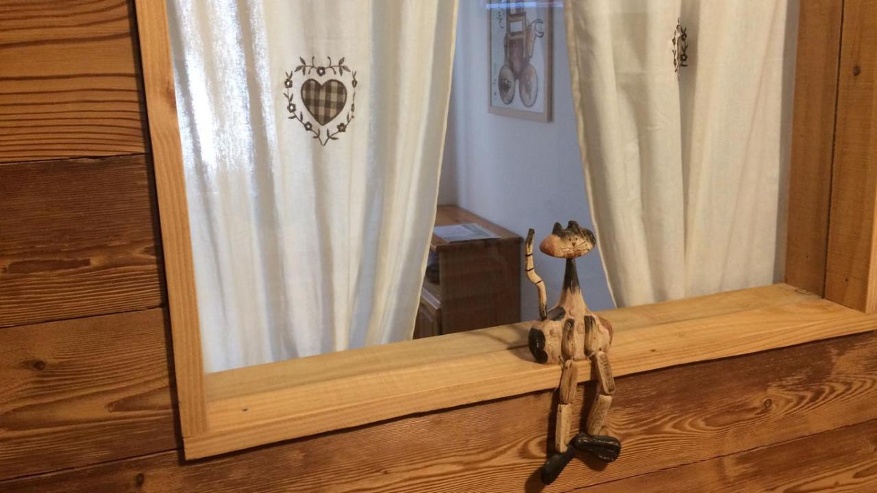 Le Joli Coin Du Passage Appartement Aosta Buitenkant foto